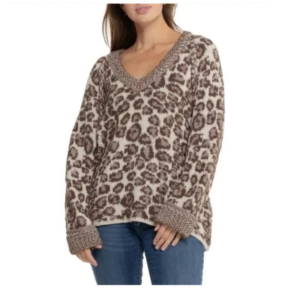 Free People Lovin Leopard V-Neck Oversized Cozy Sweater - Picture 2 of 2